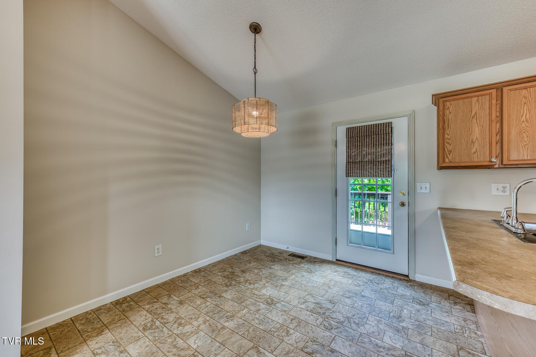 186 New Hope Road Jonesborough, TN 37659 - Photo 9 of 44 186 New Hope Rd-9