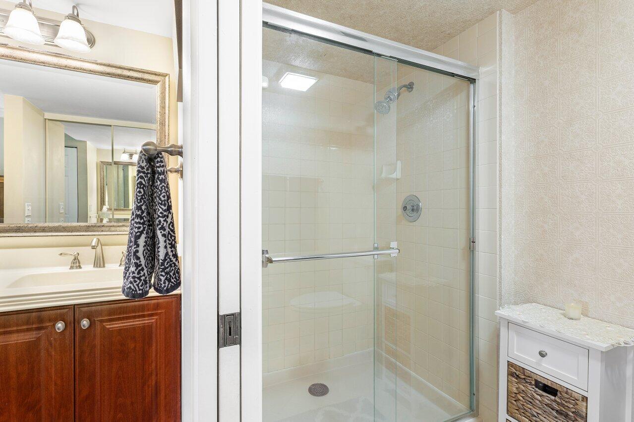 6145 Balboa Circle, Unit 101 Boca Raton, FL 33433 - Photo 16 of 34 027-6145BalboaCircle-101-BocaRaton-FL-33