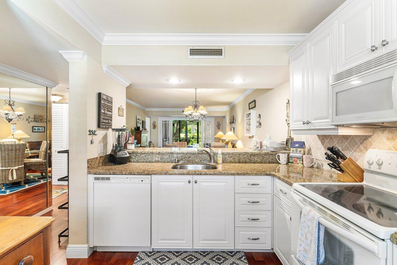 6145 Balboa Circle, Unit 101 Boca Raton, FL 33433 - Photo 6 of 34 009-6145BalboaCircle-101-BocaRaton-FL-33