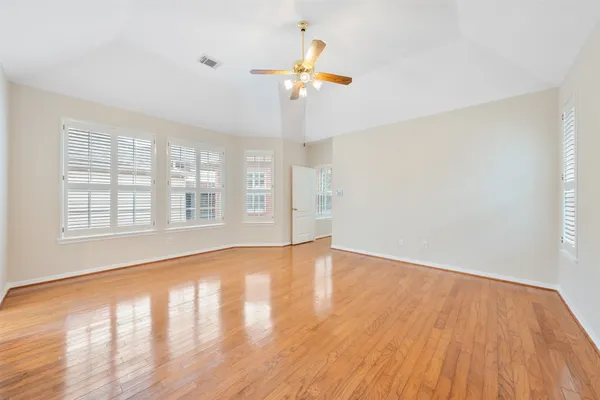 $2,400 | 2714 Hidden Knoll Court, Sugar Land, TX 77478