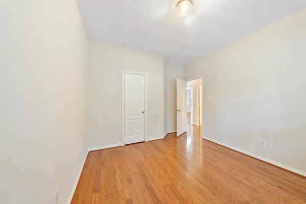$2,350 | 2714 Hidden Knoll Court, Sugar Land, TX 77478