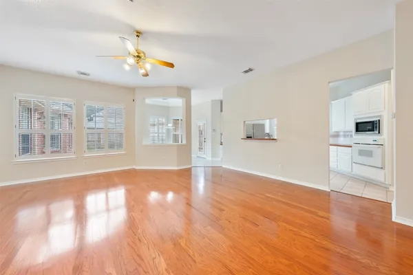 $2,350 | 2714 Hidden Knoll Court, Sugar Land, TX 77478