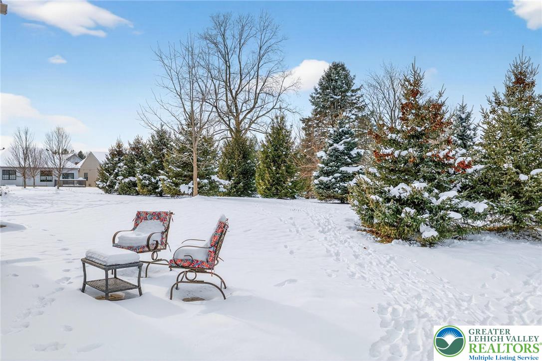 4093 Clearbrook Road Emmaus, PA 18049 - Photo 14 of 58