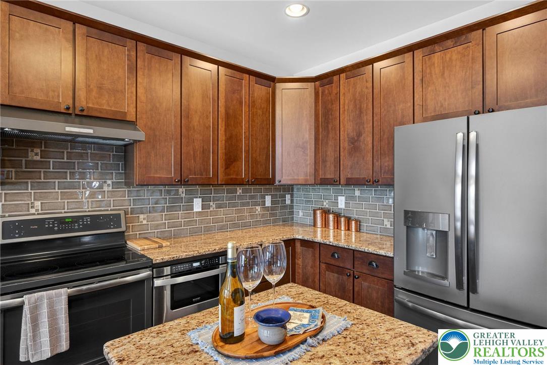 4093 Clearbrook Road Emmaus, PA 18049 - Photo 33 of 58