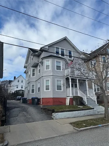 $699,900 | 32 Tyndall Avenue, Providence, RI 02908