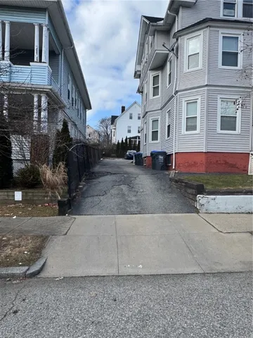 $699,900 | 32 Tyndall Avenue, Providence, RI 02908
