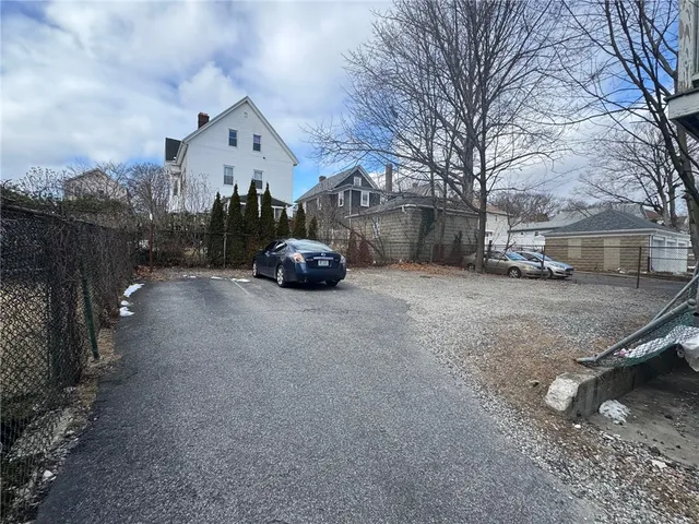 $699,900 | 32 Tyndall Avenue, Providence, RI 02908