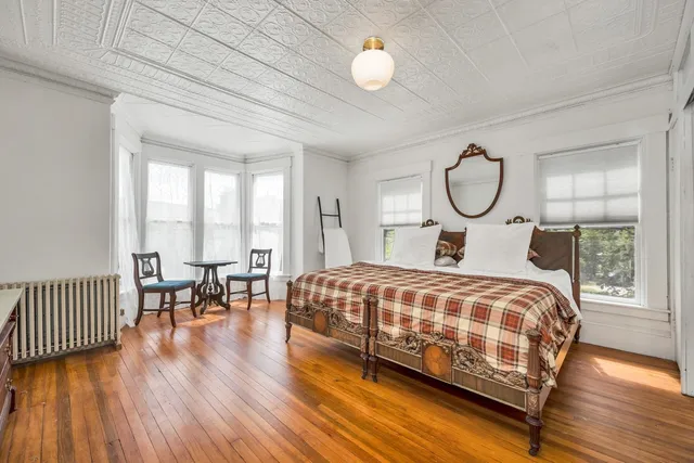 $775,000 | 86 Wakefield Street, Rochester, NH 03867