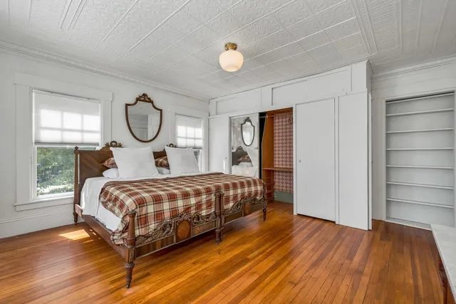 $775,000 | 86 Wakefield Street, Rochester, NH 03867