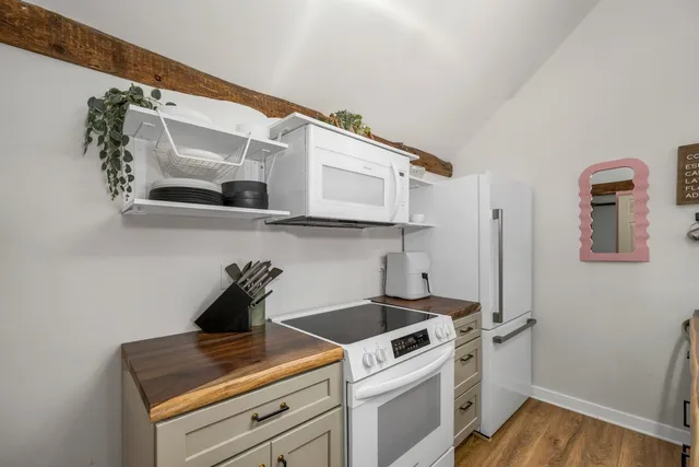 $775,000 | 86 Wakefield Street, Rochester, NH 03867