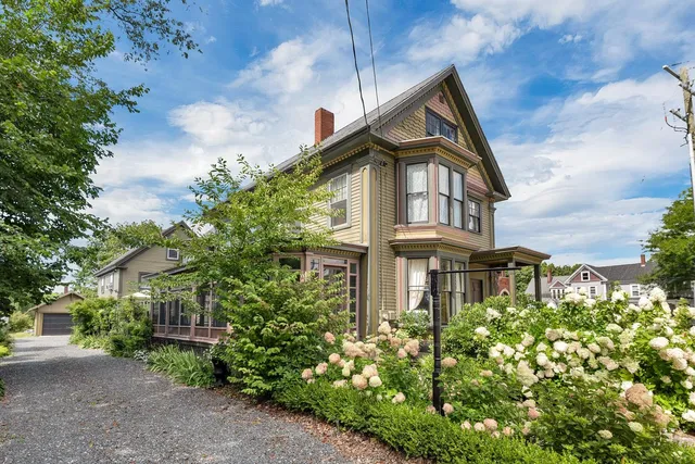 $775,000 | 86 Wakefield Street, Rochester, NH 03867