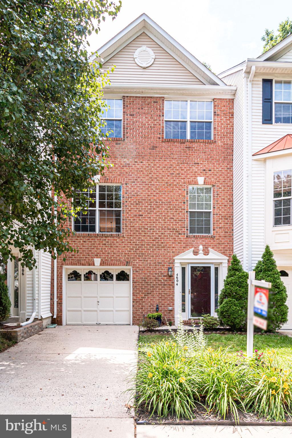 4604 Buckhorn Ridge Fairfax, VA 22030 - Photo 1 of 56