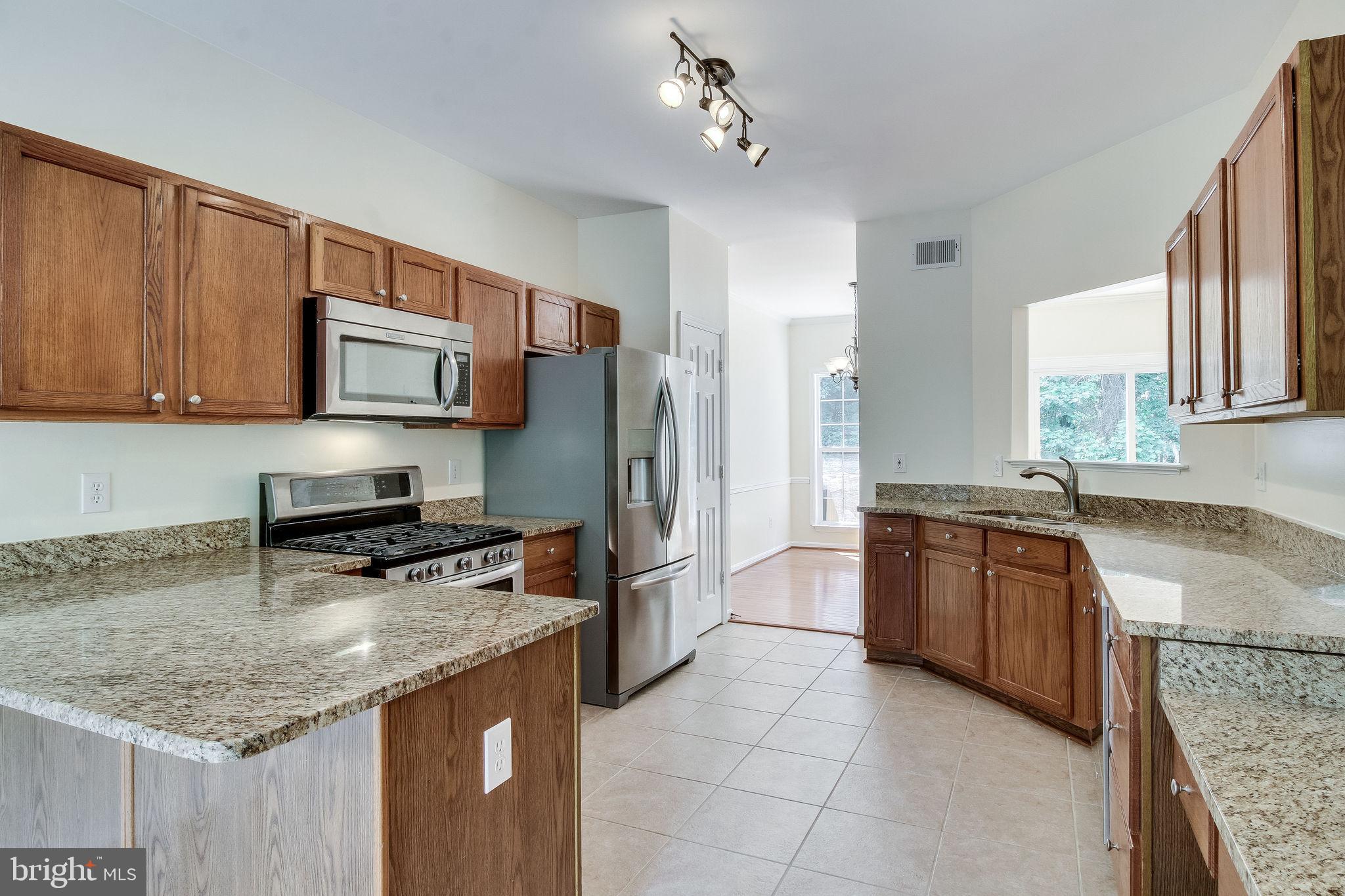 4604 Buckhorn Ridge Fairfax, VA 22030 - Photo 20 of 56