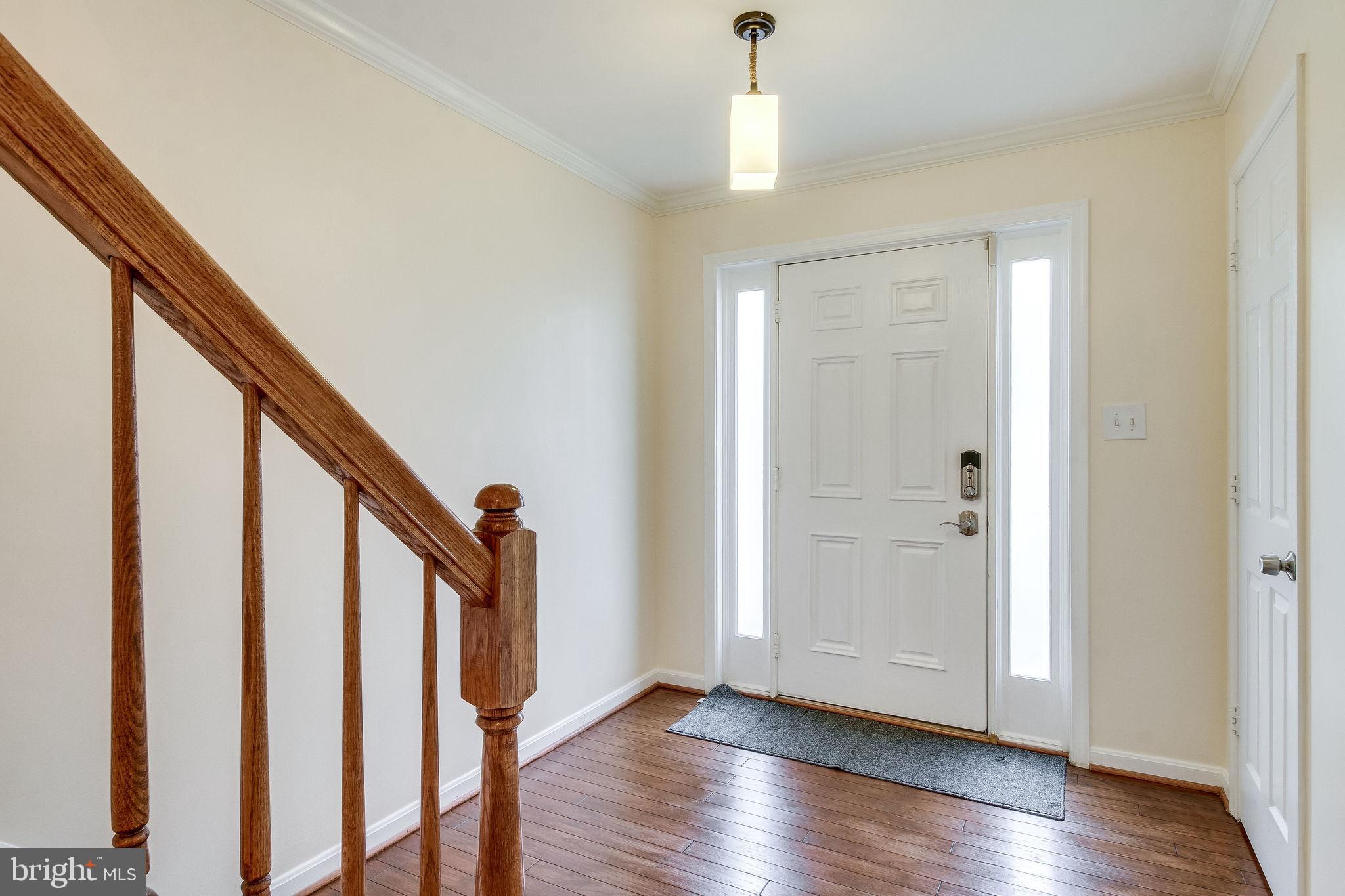 4604 Buckhorn Ridge Fairfax, VA 22030 - Photo 5 of 56