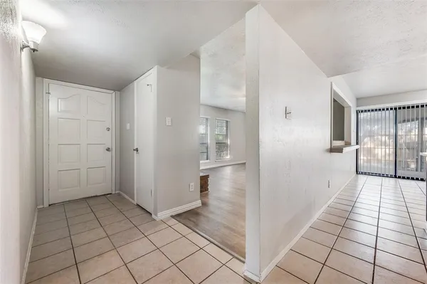 $2,200 | 8514 Sikorski Lane, Dallas, TX 75228