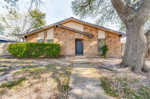 $2,200 | 8514 Sikorski Lane, Dallas, TX 75228