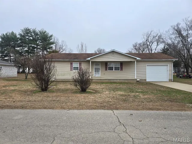 $159,900 | 718 West Crumb Avenue, Bernie, MO 63822