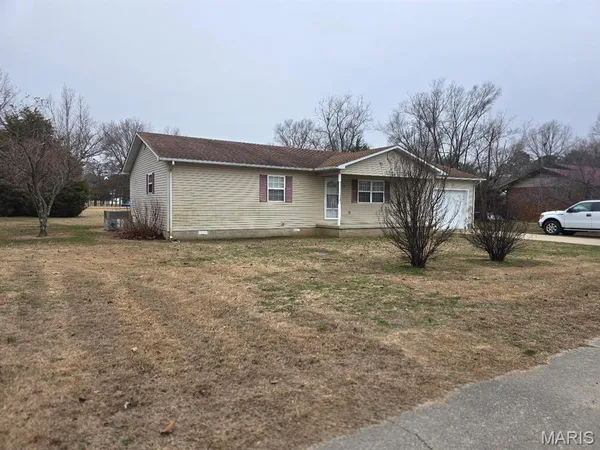 $159,900 | 718 West Crumb Avenue, Bernie, MO 63822
