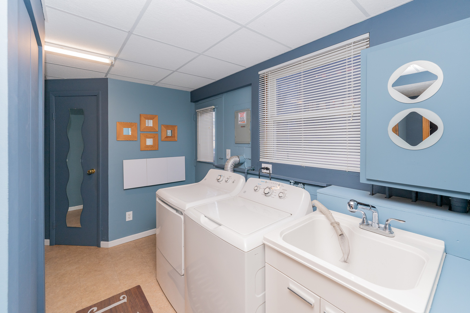 2410 Plum Tree Road Lindenhurst, IL 60046 - Photo 19 of 29 Gallery Image 19
