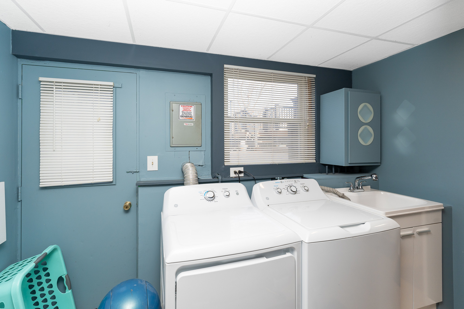 2410 Plum Tree Road Lindenhurst, IL 60046 - Photo 21 of 29 Gallery Image 21