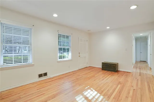 $2,200 | 2476 Woodside Way, Atlanta, GA 30341