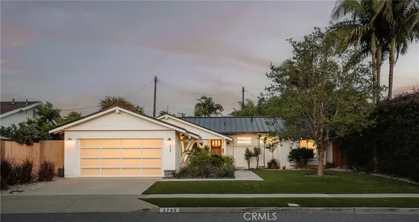 $1,695,000 | 2798 Francis Lane, Costa Mesa, CA 92626