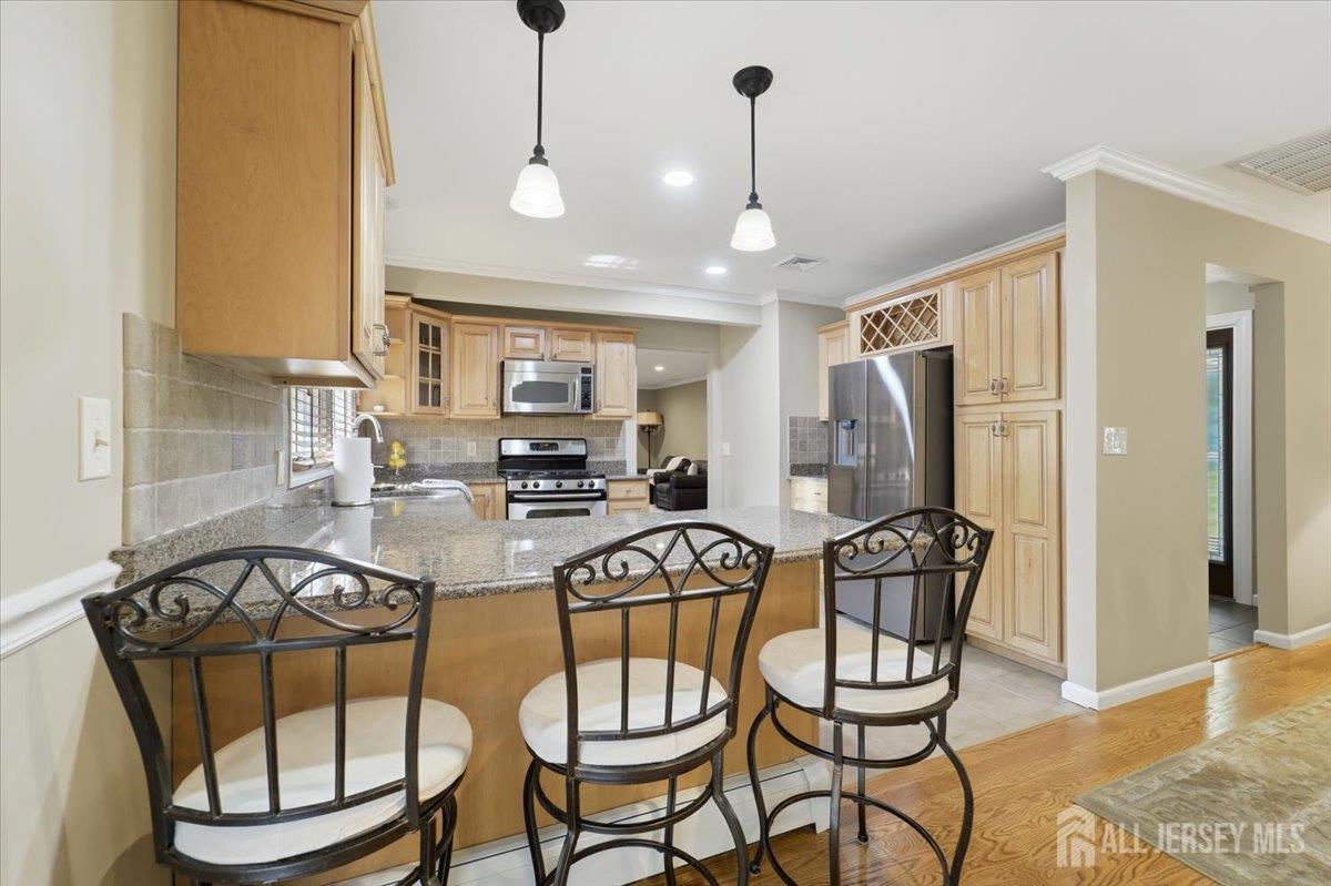462 Blue Ridge Avenue Piscataway, NJ 08854 - Photo 11 of 64
