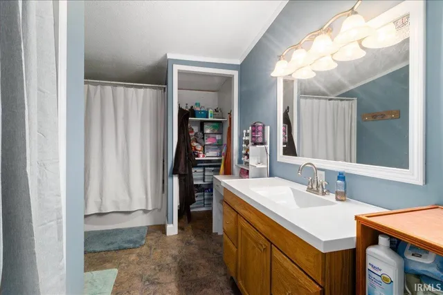 $229,000 | 615 South Barn Lane, Princeton, IN 47670