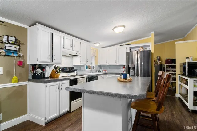 $229,000 | 615 South Barn Lane, Princeton, IN 47670