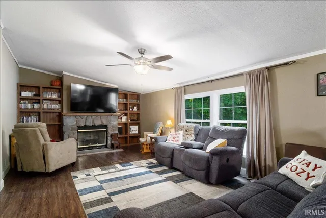 $229,000 | 615 South Barn Lane, Princeton, IN 47670