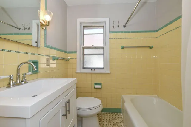 $284,900 | 2935 North 85th Street, Milwaukee, WI 53222