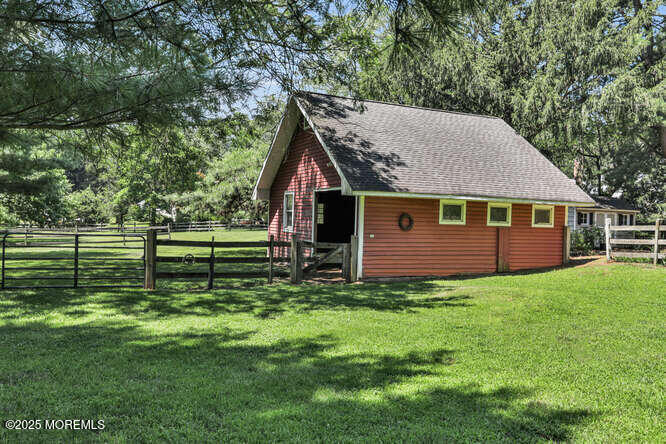 147 Montrose Road Colts Neck, NJ 07722 - Photo 43 of 61 147 Montrose Rd Colts Neck NJ-small-025-