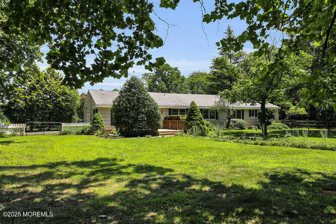 147 Montrose Road Colts Neck, NJ 07722 - Photo 53 of 61 147 Montrose Rd Colts Neck NJ-small-031-