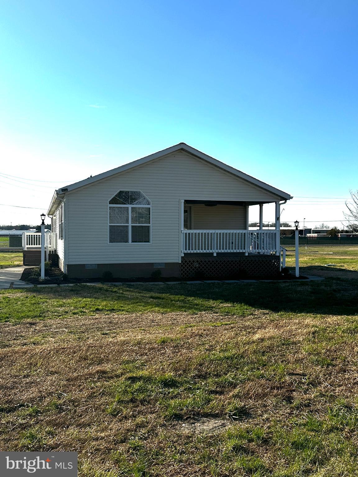 11433 Trussum Pond Road Laurel, DE 19956 - Photo 6 of 27 a backyard of a house