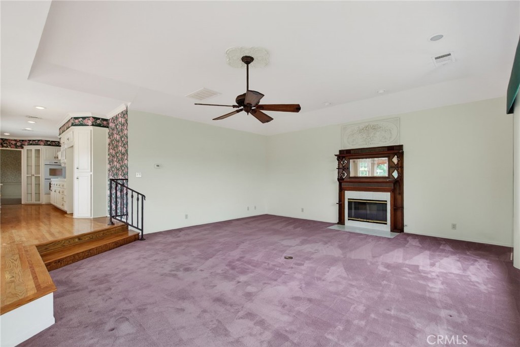 3985 Rice Road Riverside, CA 92506 - Photo 19 of 45 Step-down family room with fireplace #2 - original photo