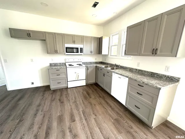 $119,900 | 641 North Hickory Street, Centralia, IL 62801