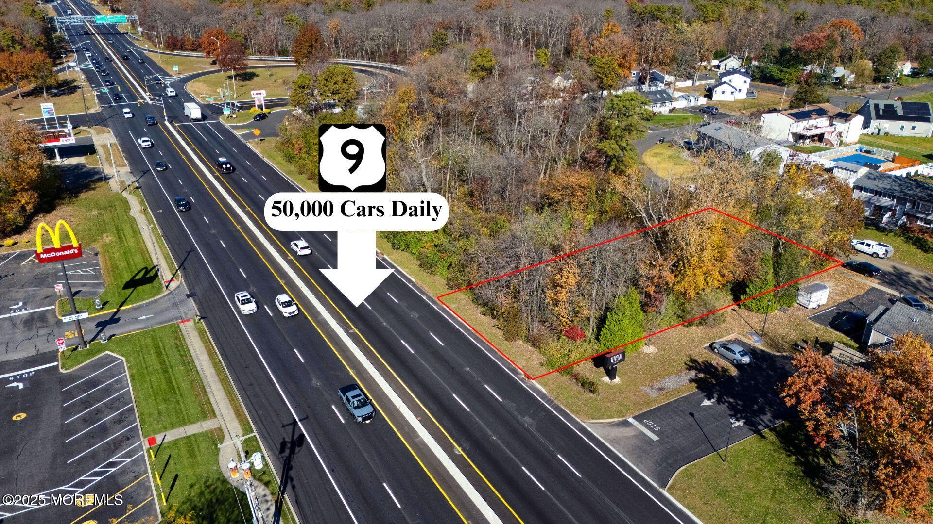 a view of an outdoor space