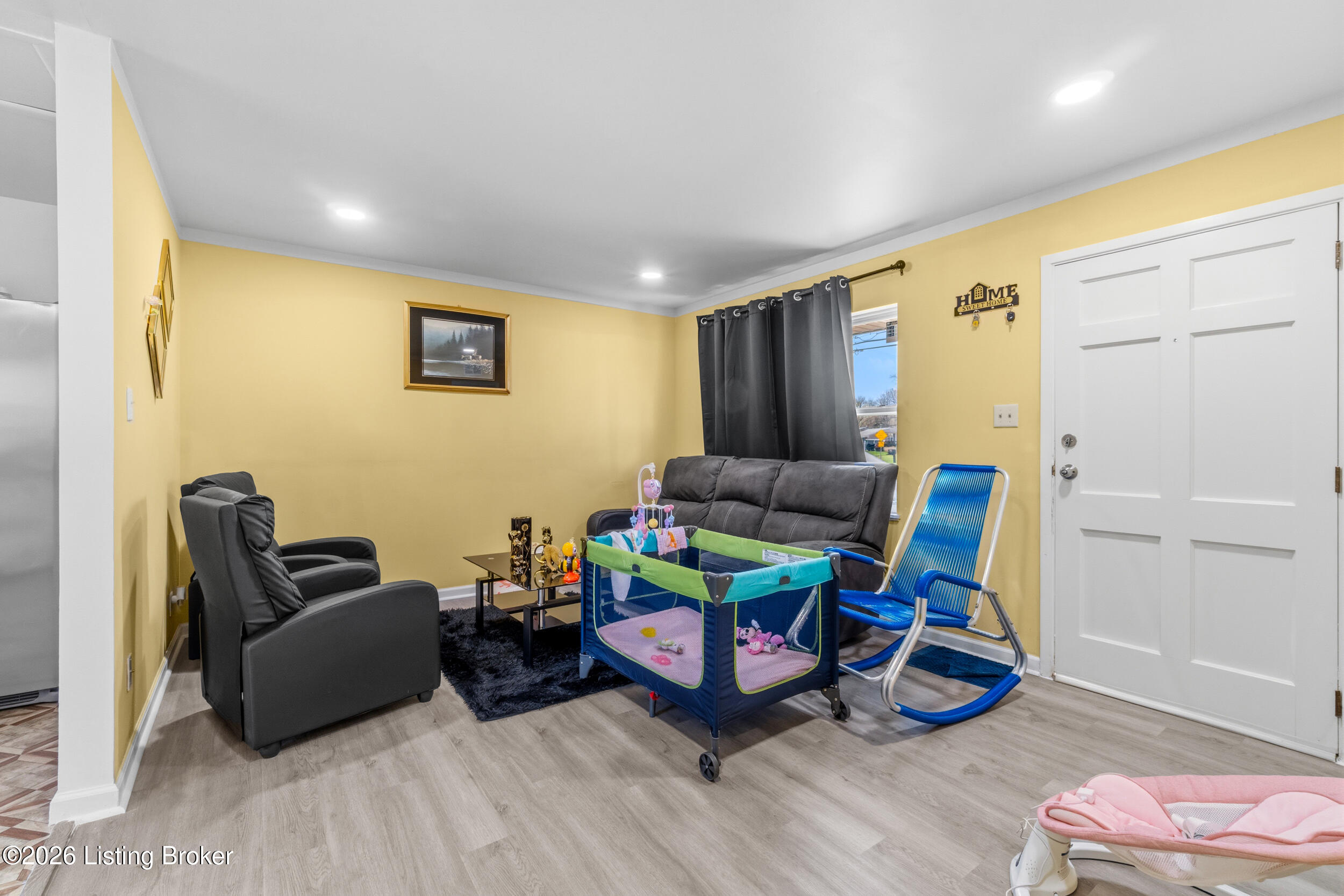 5200 Robinwood Road Louisville, KY 40218 - Photo 10 of 24 dsc00385
