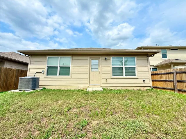 $1,950 | 14006 Macquarie Drive, Pflugerville, TX 78660
