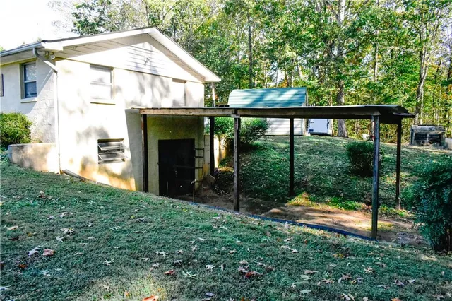 $350,000 | 11797 Highway 268, Elkin, NC 28621