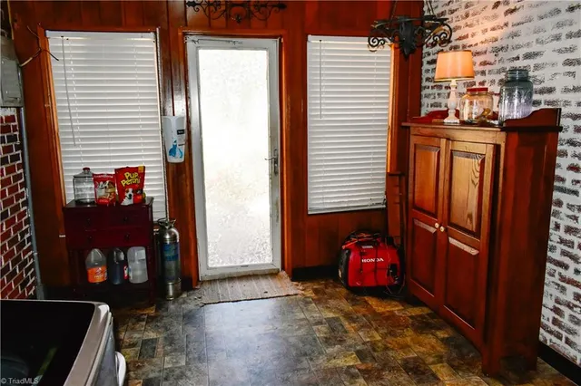 $350,000 | 11797 Highway 268, Elkin, NC 28621