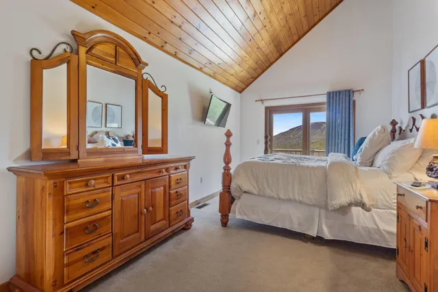 $1,800,000 | 37-39 Mammoth Lane, Newry, ME 04261