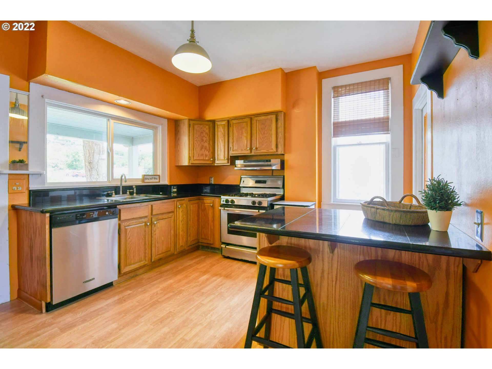 627 Southeast 2nd Street Pendleton, OR 97801 - Photo 10 of 32 Gallery Image 10
