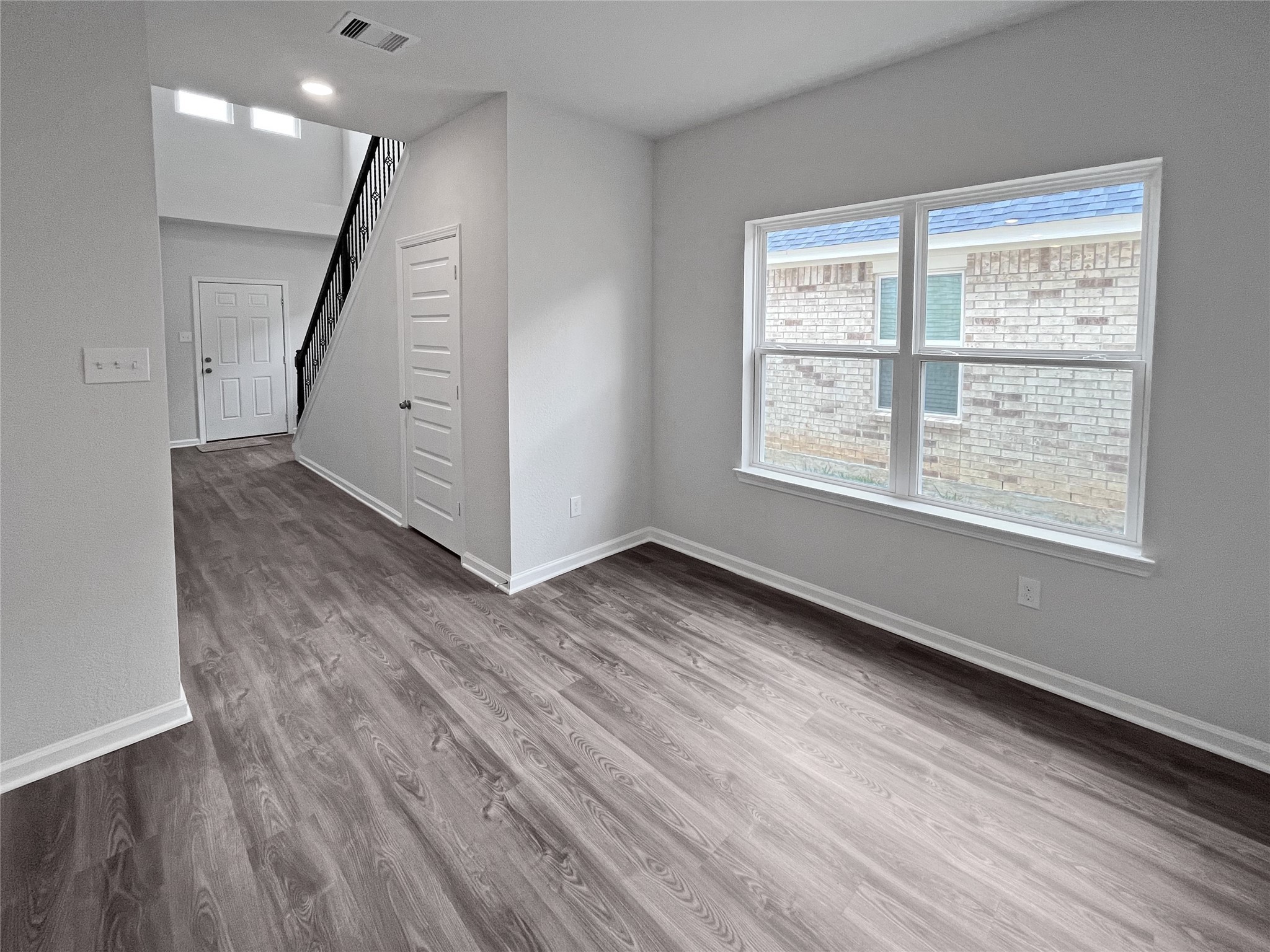 9761 Enclave Ridge Road Willis, TX 77318 - Photo 5 of 23 The Sparrow II- Dining Area. Sample image for illustration; upgrades, options, and colors may vary.