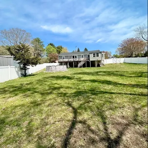 $3,200 | 29 Fresh Pond Circle, Plymouth, MA 02360