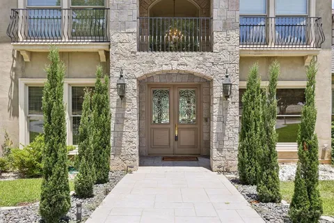 $1,174,900 | 6065 Dilbeck Lane, Dallas, TX 75240