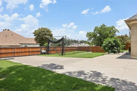 $1,174,900 | 6065 Dilbeck Lane, Dallas, TX 75240