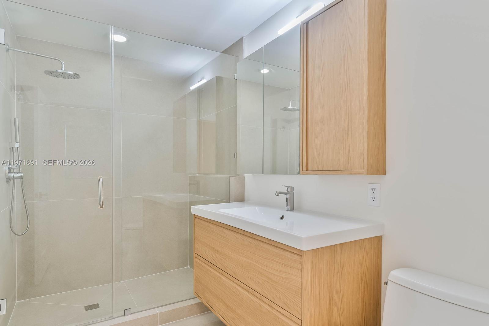 1050 Brickell Avenue, Unit 3214 Miami, FL 33131 - Photo 8 of 20