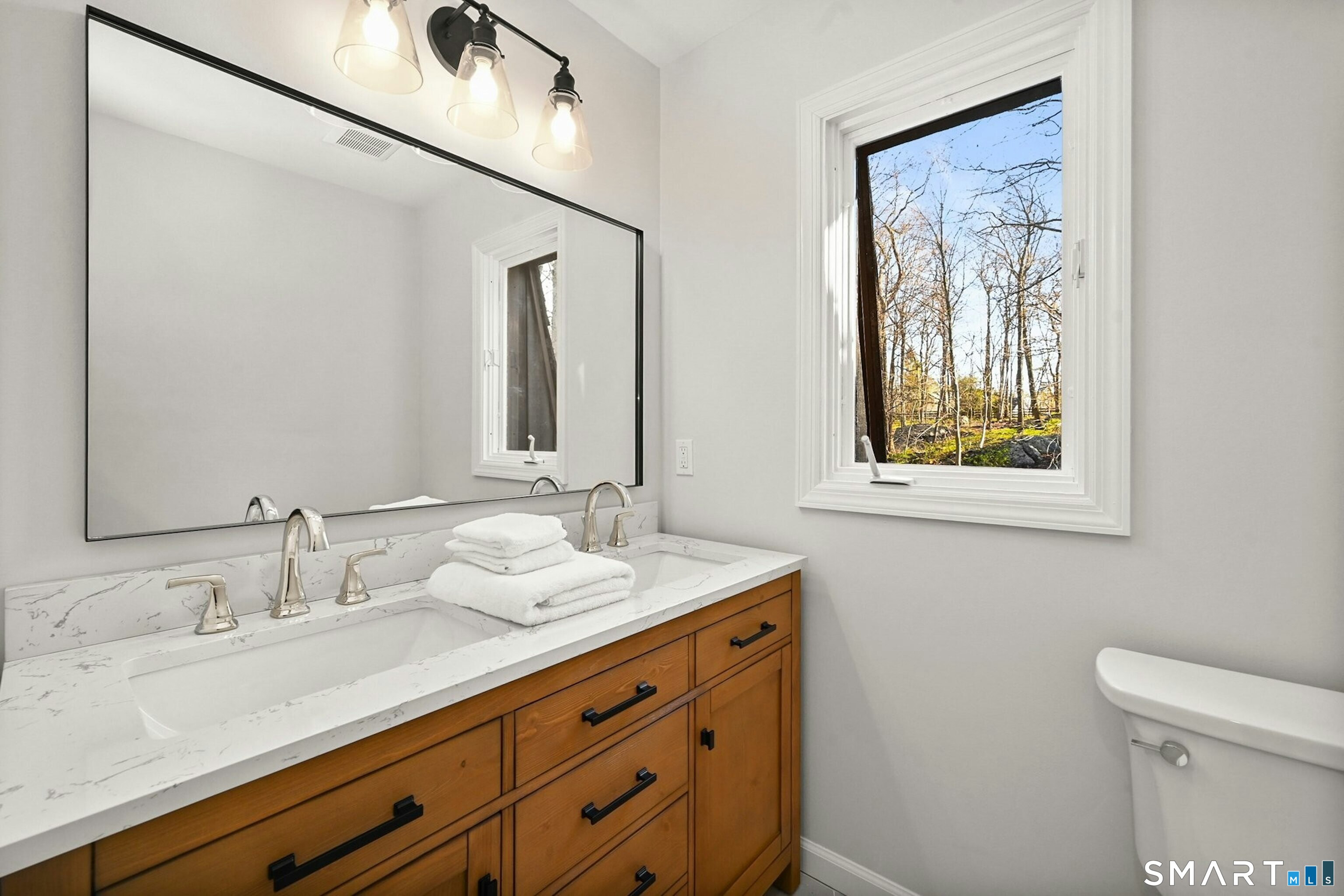 12 Hillcrest Court Ridgefield, CT 06877 - Photo 27 of 40