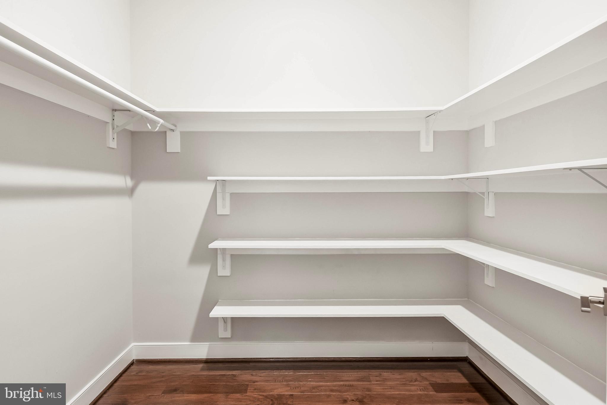 2 Stationmaster Street Southeast, Unit 302 Leesburg, VA 20175 - Photo 30 of 57 a view of an empty walk in closet